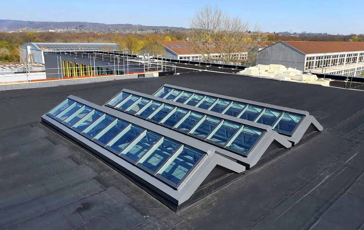 3-fach Atrium Verglasung auf einem Flachdach