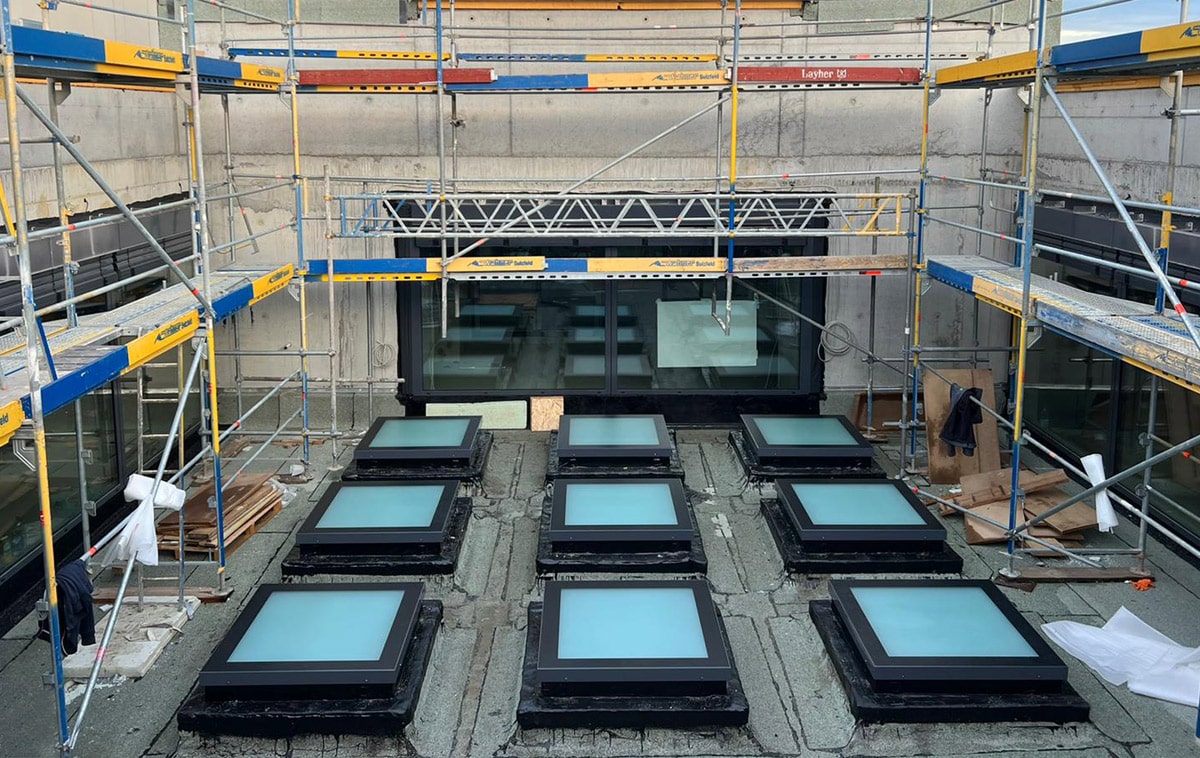 Begehbare F 90 Brandschutzfenster | Walk-on F 90 fire protection windows Begehbare F 90 Brandschutzfenster | Walk-on F 90 fire protection windows