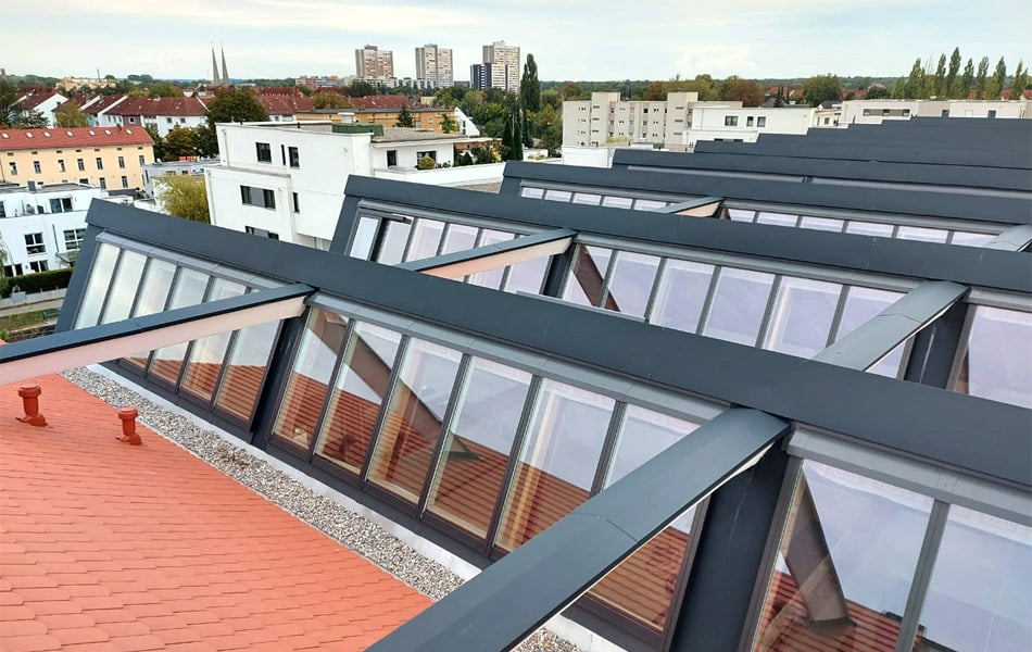 Sheddachverglasung auf dem denkmalgeschützten Quartier „La Fontana Due“